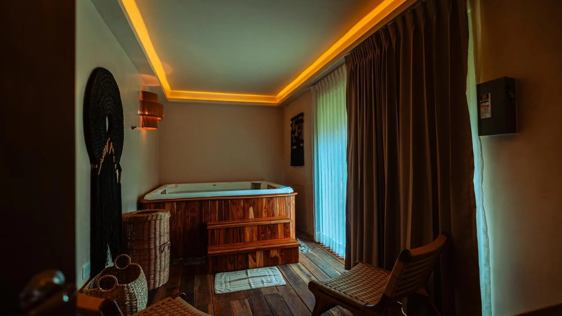*****  Hotel Shibari - Restaurant & Cenote Club Tulum Mexico