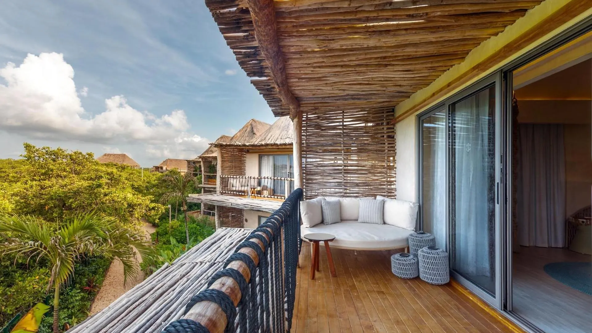 Hotel Shibari - Restaurant & Cenote Club Tulum 5*,