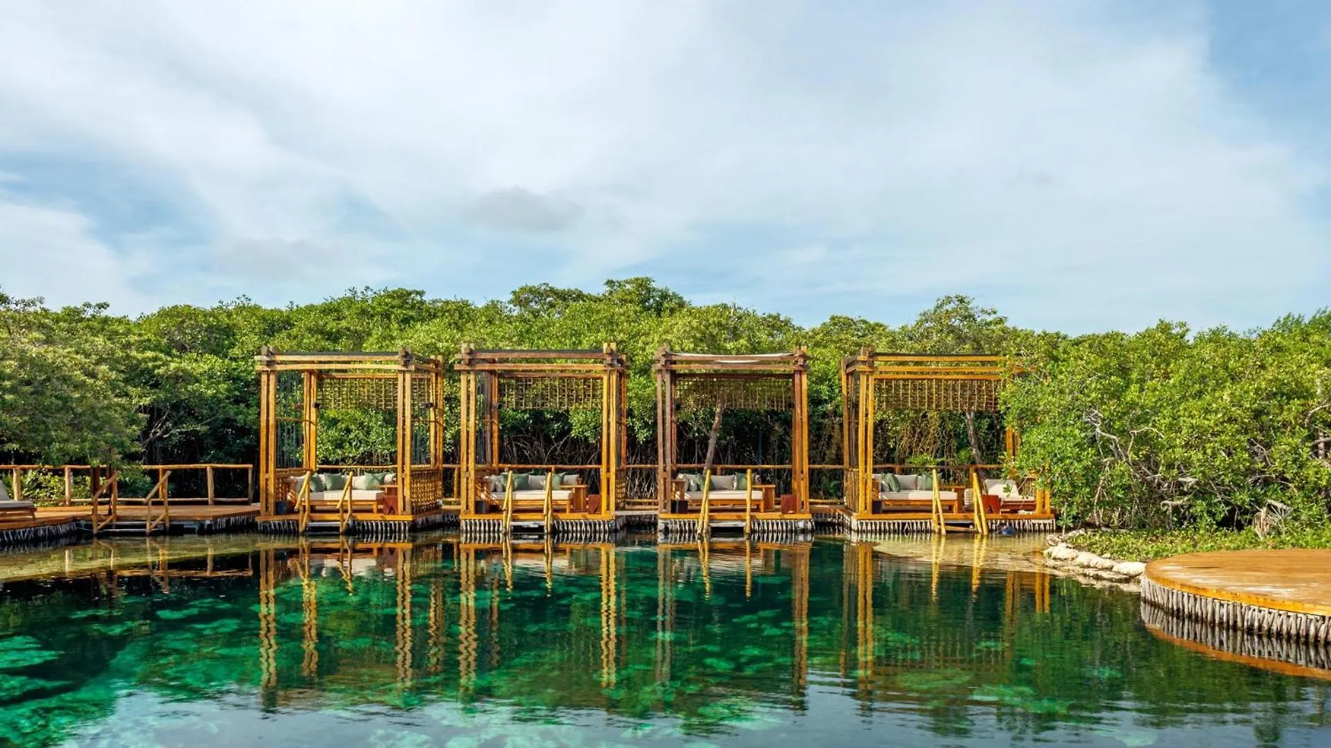 Hotel Shibari - Restaurant & Cenote Club Tulum 5*,