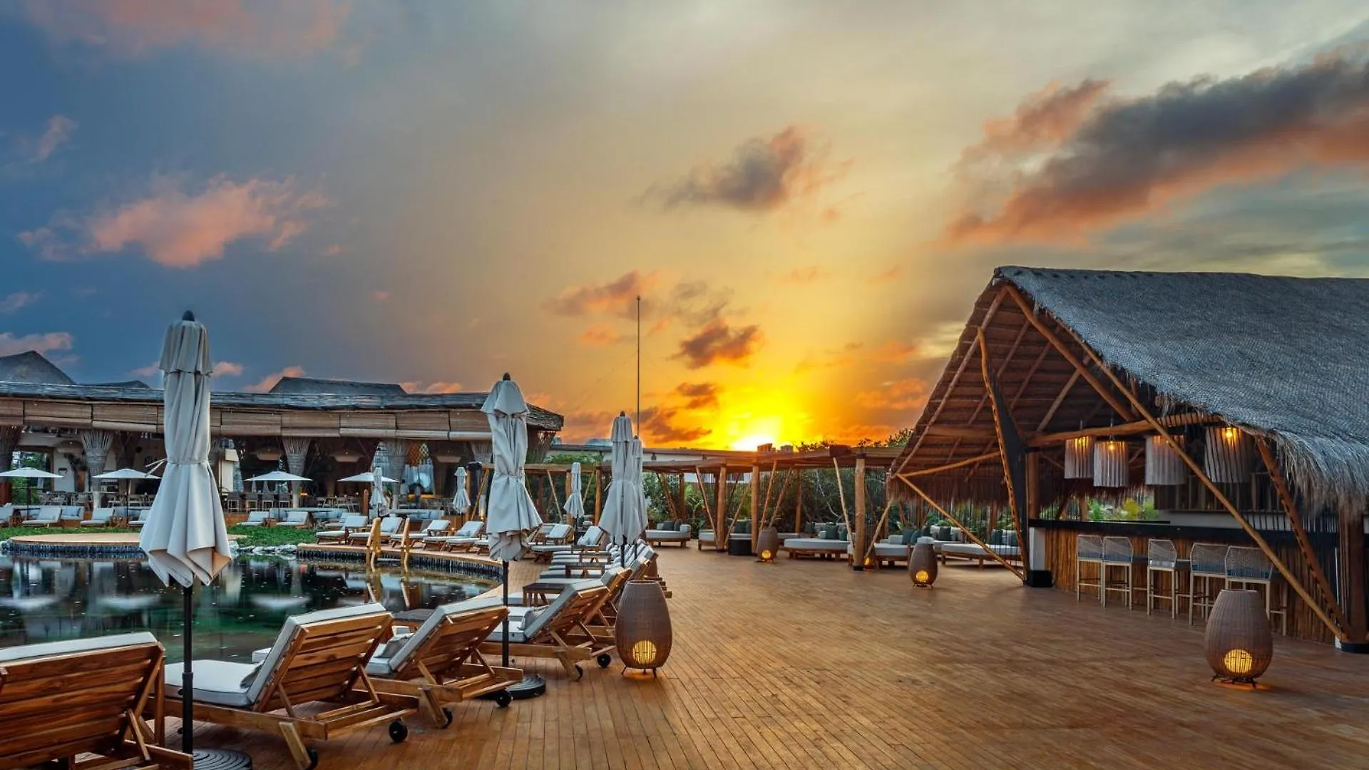 Hotel Shibari - Restaurant & Cenote Club Tulum Mexico