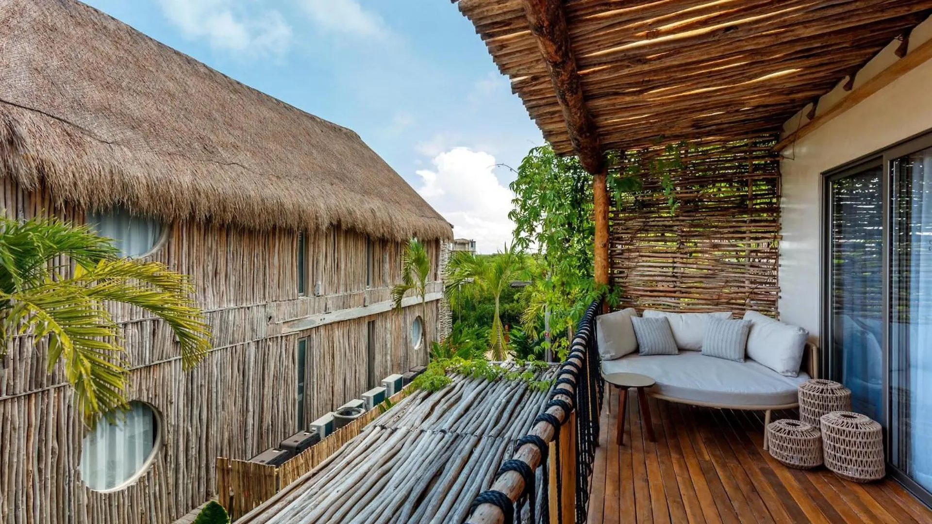 Hotel Shibari - Restaurant & Cenote Club Tulum Mexico