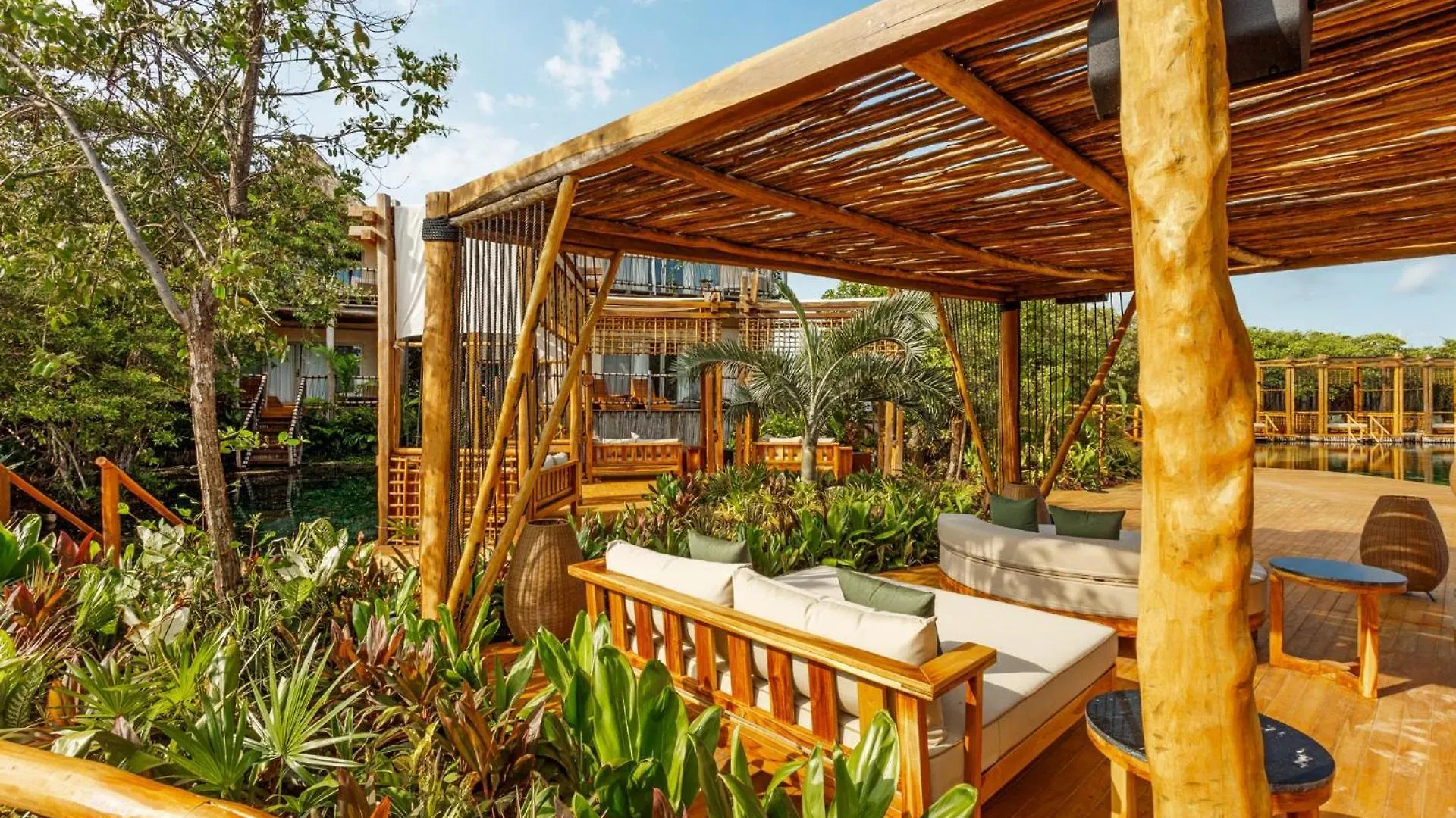 Hotel Shibari - Restaurant & Cenote Club Tulum